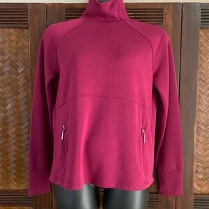 Cable & Gauge - Berry long sleeve NWOT